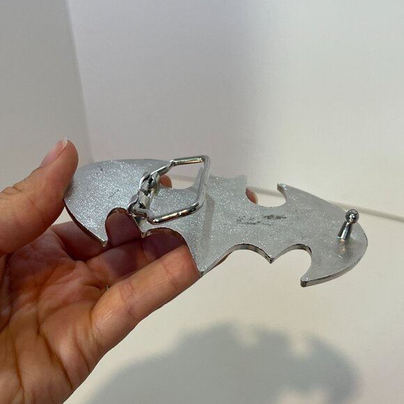 DC Comics Batman Belt Buckle Silver Metal & Red Bat Symbol Logo - Picture 7 of 8